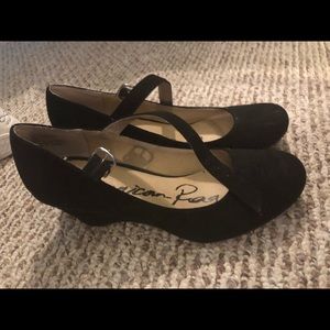 Classic black wedges